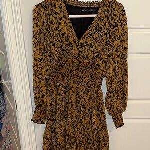 Zara Women's Long Sleeve Dress in Black and Tan